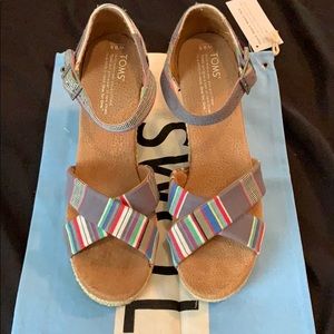Toms Strappy Wedge 9.5